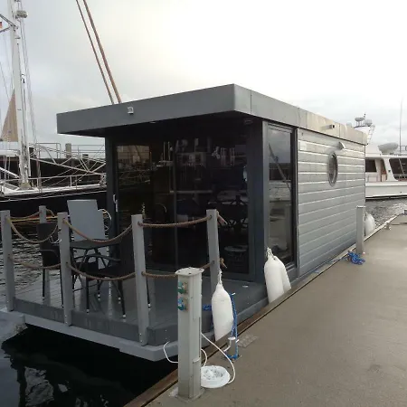 Bådhotel Hausboot Paulada-mare Flensborg