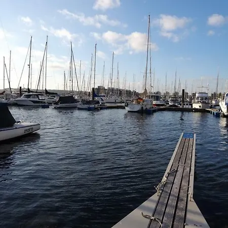Úszó hotel Hausboot Paulada-mare
