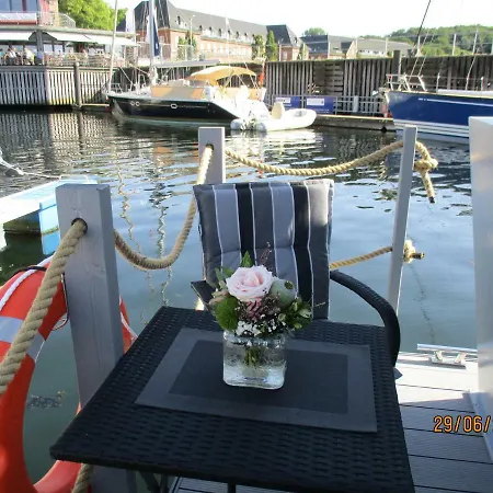Bådhotel Hausboot Paulada-mare