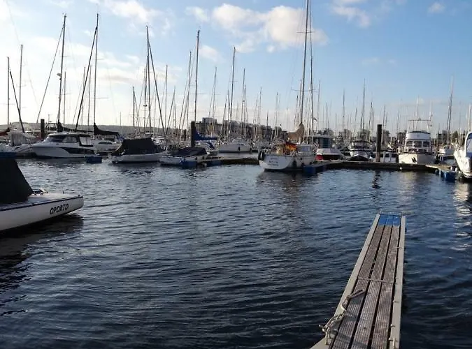 Botel Hausboot Paulada-mare